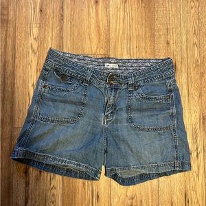 Lee low waisted denim shorts